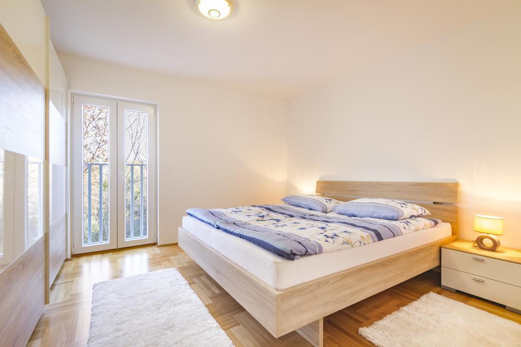 Villa Apartments Futura Vantacici Bagian luar foto