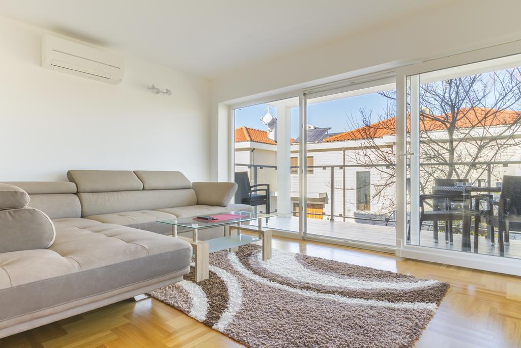 Villa Apartments Futura Vantacici Bagian luar foto
